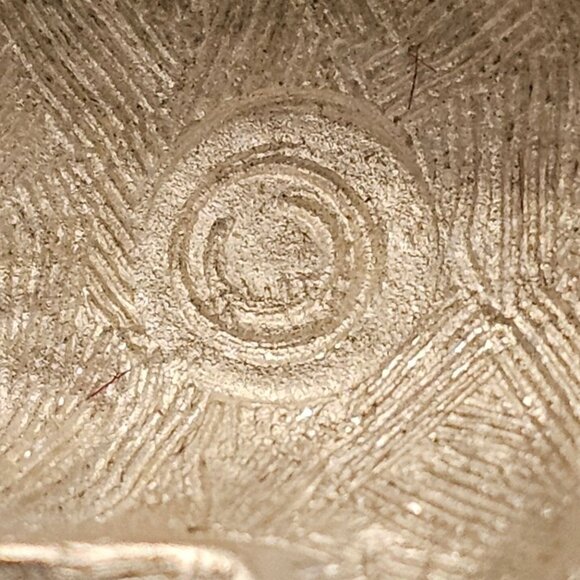 Vintage Crocodile Brooch Pin - Silver Tone Metal - For Reptile Enthusiasts - Picture 5 of 11